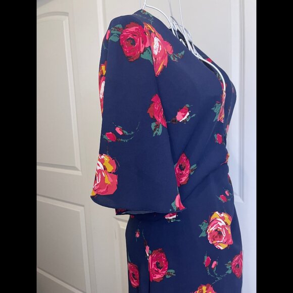 Aritzia Babaton Jedd Navy With Rose Design, High-low Hemline, Wrap Dress Sz-6 - Picture 6 of 11